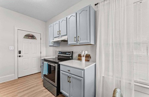 Historic Downtown Kissimmee Casa | 304 Lakeshore - Unit 1 and 2