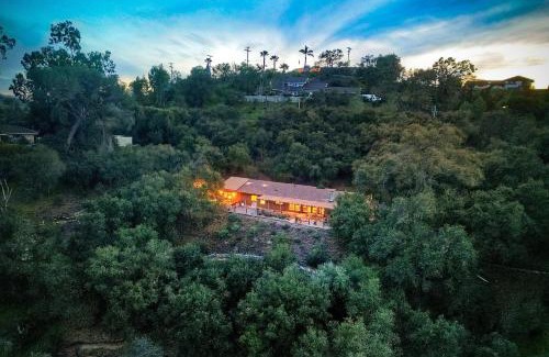Fallbrook Casa | 3046 Skycrest Drive