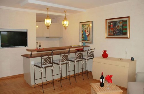 Bissone Apartamento | 305 Romantik by Interhome