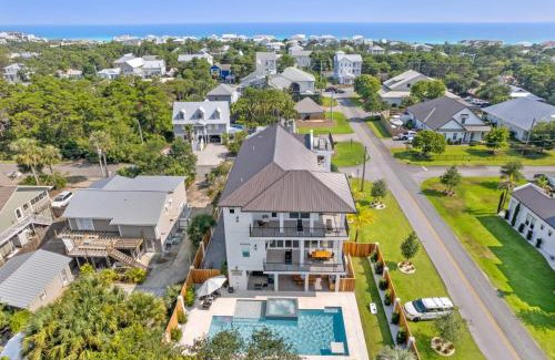 Gulfview Heights Casa | 30A Born 2 Beach by AvantStay Luxury Gulf Views w Private Pool