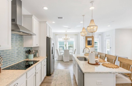 San Juan Casa | 30A Sanctuary: Golf Cart, Steps to Beach, Bikes & Pets Welcome