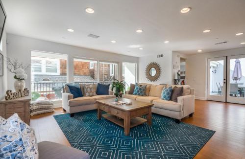 Corona del Mar Casa | 310 and a half Iris Ave