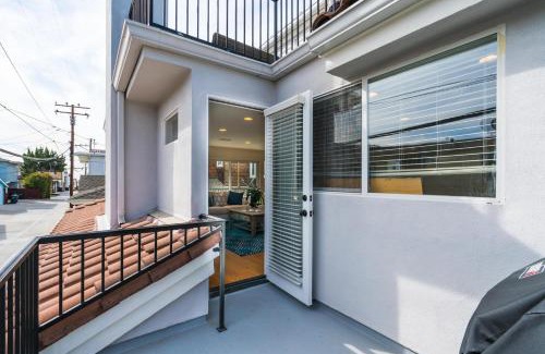 Corona del Mar Casa | 310 and a half Iris Ave