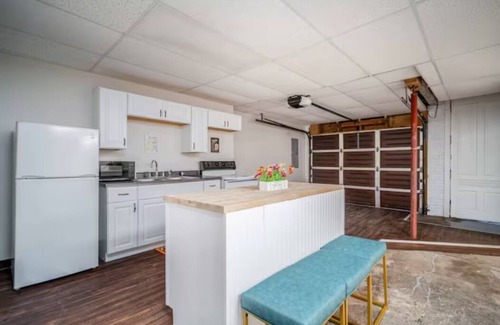 Miamisburg Casa | 310 Maple Ave - Garage Conversion
