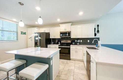 Kissimmee Villa | 3171 - 203 Lake View Condo Free Pet Fee Under 25Lbs