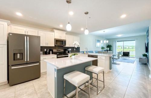 Kissimmee Villa | 3171 - 203 Lake View Condo Free Pet Fee Under 25Lbs