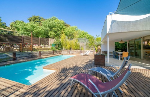 Argentona Villa | 318 m² Villa ∙ 4 habitaciones ∙ 8 personas