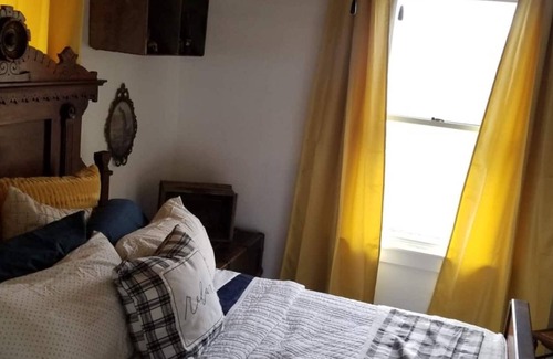Waukee Casa | 3191 Centrally Located Cozy Piece of History.
