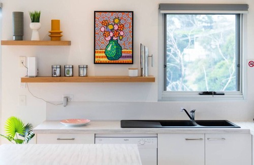 McCrae Casa | 32 Arthurs ave · The Eagles Nest!