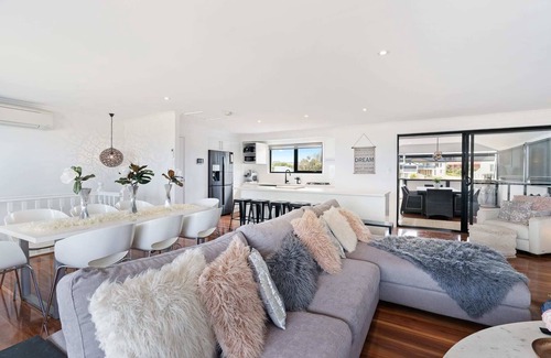 Middleton Casa | 32 Hargreaves Road, Middleton