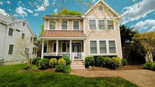 Cape May Point Casa | 320 Knox Avenue, Cape May Point