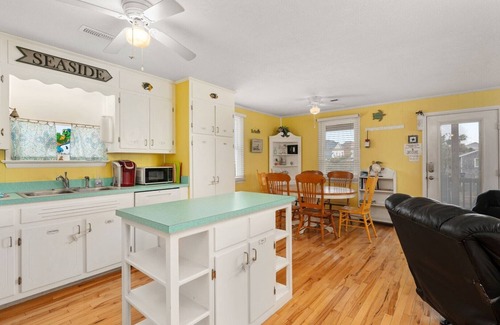 Kill Devil Hills Casa | 321 - OBX Rental Home Packed with Amenities and Close to the Beach!