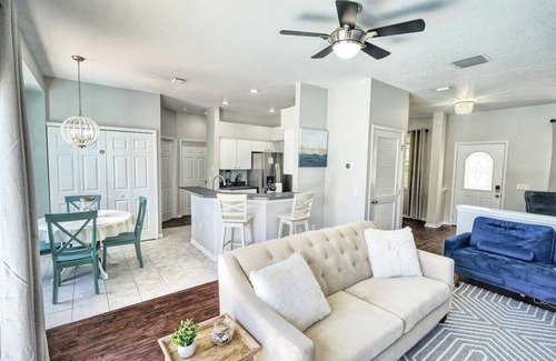 Sun Bay South Casa | 3214 W Bay Ave · Relaxing Retreat:Poolside Escape