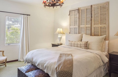 Pacific Grove Casa | 3263 Villa By The Sea 3 Bedroom Townhouse by Redawning
