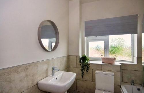 Fazeley Apartamento | 33 Beautiful 2 bed apt Tamworth Private Parking