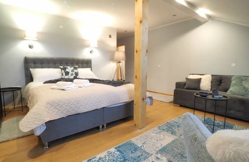Municipality of Plaski Cabina | 33 m² Habitación privada ∙ 3 personas