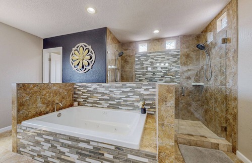 Paradise Hills Civic Casa | 3300SF of Modern Luxury - Spa/Work Space/Gym/Game Room - Pet Friendly!