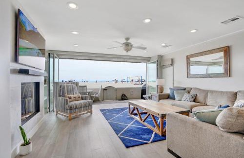 West Newport Casa | 3312 W Oceanfront