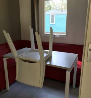 Sainte-Nathalene Alquiler De RV | 340 ft² Mobile home