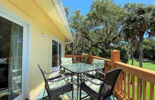 Ocean Ridge Casa | 340 Palmetto Walk - A Mermaid Lounge