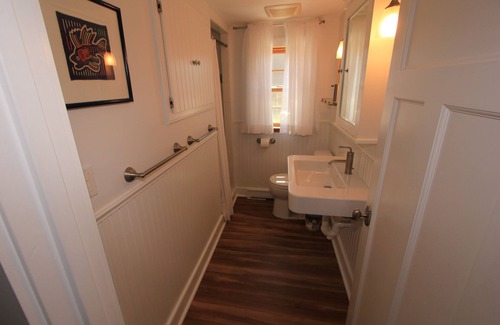 Sagamore Beach Cabaña | 343 Phillips Rd SD19