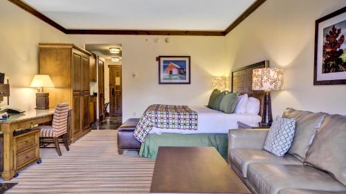 Stowe Area Complejo | 347 Lodge At Spruce Peak Ski In Ski In Ski Out King Studio By Stowe Mountain Rentals