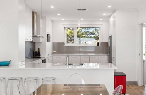 Port Noarlunga Casa | 35 Degrees South - Steps to Sand & Shops