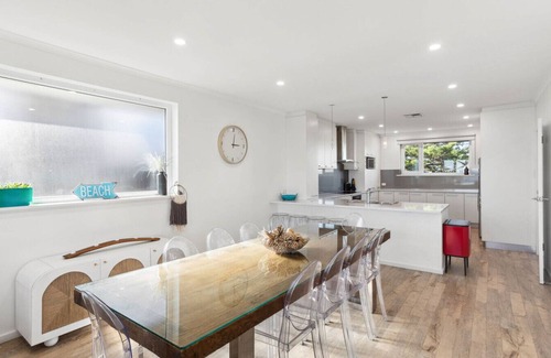 Port Noarlunga Casa | 35 Degrees South - Steps to Sand & Shops