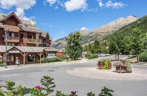La Salle-les-Alpes Apartamento | 35 m² Apartamento ∙ 1 habitación ∙ 5 huéspedes