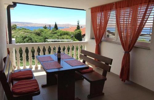 Ribarica Apartamento | 35 meters from sea Apartment Keser and House