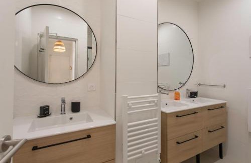 La Madeleine Apartamento | #35 Suite Carlone 5min from the beach AC & Terrace