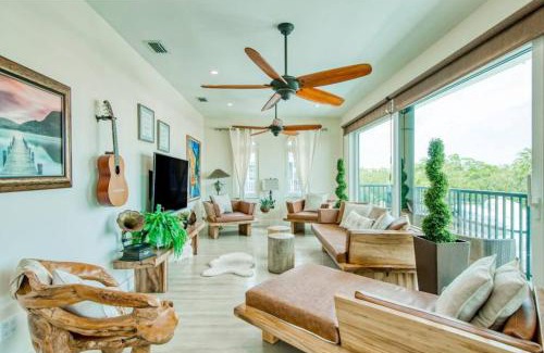 Twin Lakes Apartamento | 350A Waterfront Oasis with hot tub