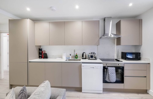 Camberley Apartamento | 360 GU15 Aspen Court 04 - Modern 2 Bedrooms Apartment 04 Town Centre Camberley