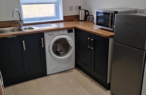 Burnham-on-Crouch Apartamento | 360 Serviced Accommodations - Waterfront Retreat - Modern Apartment