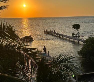 Cayo Corker Villa | 360 Suites - Seaside 6Bedroom Retreat