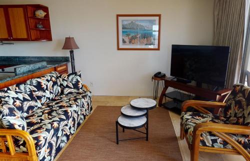 Waikiki Apartamento | 36th Floor Deluxe Ocean View Condo with Free Parking & Wifi condo