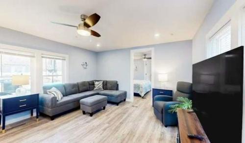 Frankford Casa | 37259 Alabama Dr