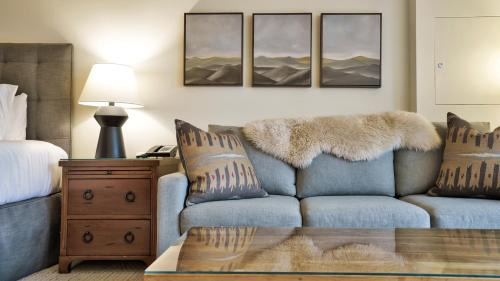 Stowe Area Complejo | 378 Lodge At Spruce Peak Ski In Ski In Ski Out King Studio By Stowe Mountain Rentals