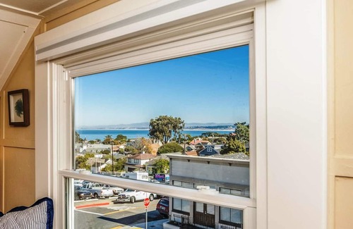 Pacific Grove Casa | 3788 Seagull's Nest ~ Walk to Downtown & Beach, Views of the Bay & Sea Life!