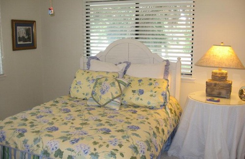 Saint Helena Island Casa | 379 Wahoo - Three Bedroom House