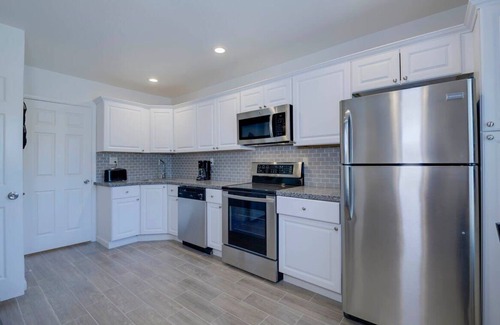 Casa Grande Condominio | Casa Grande Condominio Moderno Remodelado 1bd Condo Con Extra Sleeper 37b