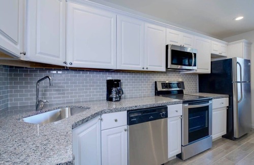 Casa Grande Condominio | Casa Grande Condominio Moderno Remodelado 1bd Condo Con Extra Sleeper 37b