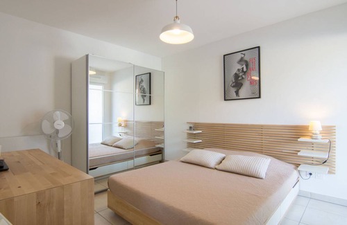 Carqueiranne Apartamento | 38 m² Apartamento ∙ 1 habitación ∙ 2 huéspedes