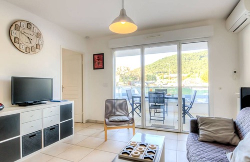 Carqueiranne Apartamento | 38 m² Apartamento ∙ 1 habitación ∙ 2 huéspedes