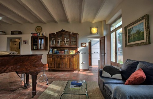 Ostra Villa | 380 m² Villa ∙ 6 habitaciones ∙ 14 personas