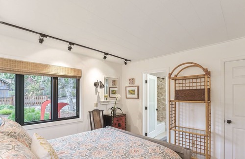 Carmel Woods Casa | 3855 Carmel Nest 3 Bedroom Home by Redawning