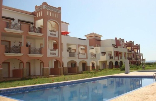 Marina Apartamento | 390. Apartamento 120 m² Wifi y aire acondicionado para 6 personas MAXI en el puerto deportivo de SAIDIA