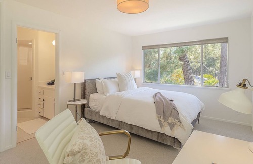 Pebble Beach Casa | 3900 Palm House On Cabrillo 4 Bedroom Home by Redawning