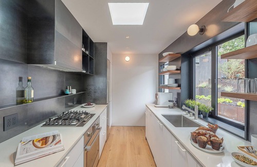Northeast Carmel Casa | 3904 Out of the Blue - Modern with Guest Suite