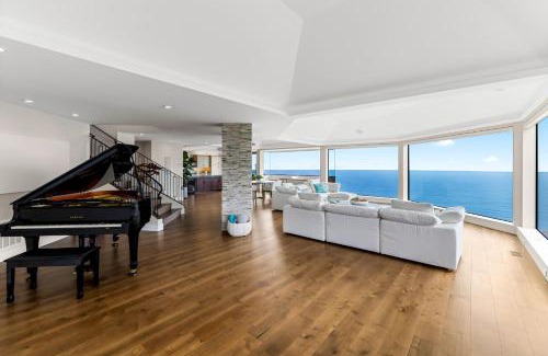 Carmel Casa | 3920 Red Tail Hawk home